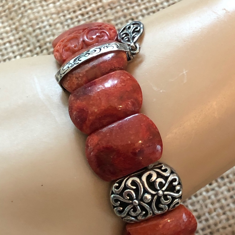 Rare Silpada Red Coral .925 Stretch Bead Bracelet - Picture 5 of 7